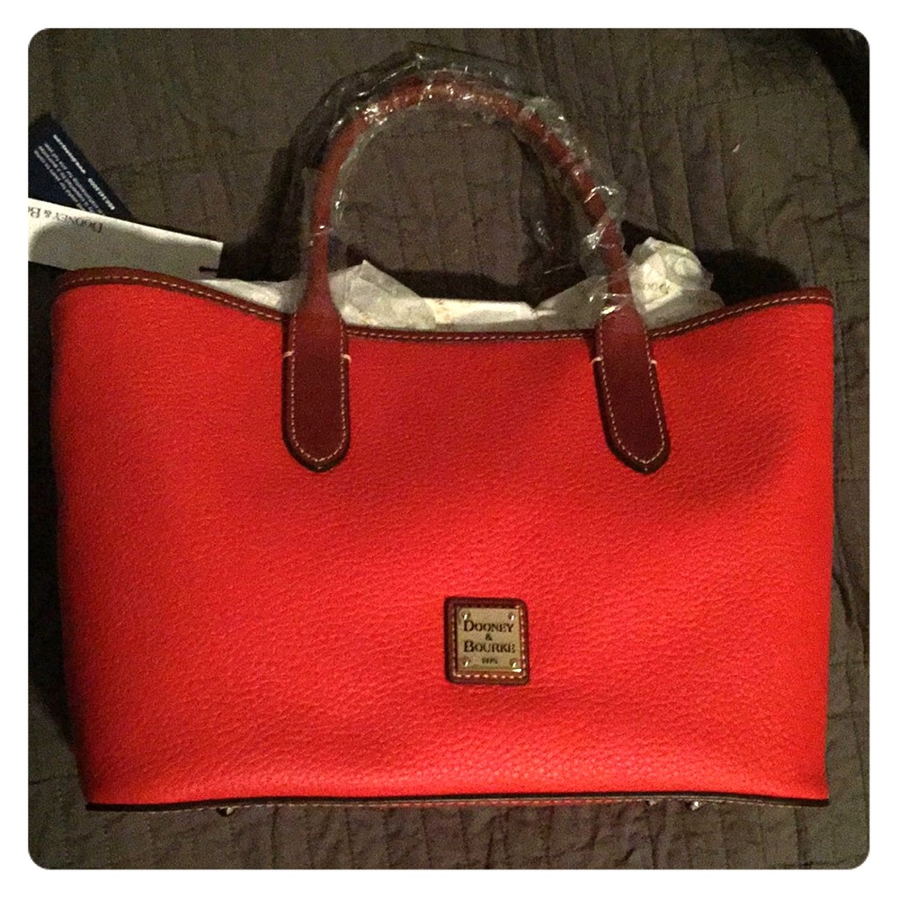 NWT Dooney & Bourke Bag